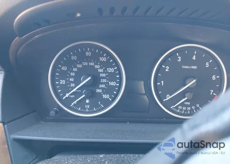 2010 BMW 528I z USA, uszkodzony, nr VIN WBANU5C56AC460341